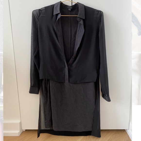 Black Dress - Picture 1 of 2